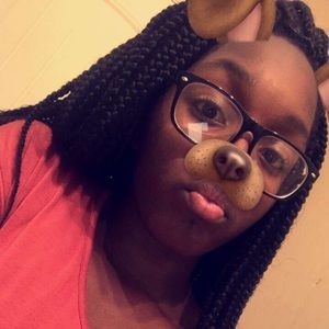 Meet your Posher, Nila